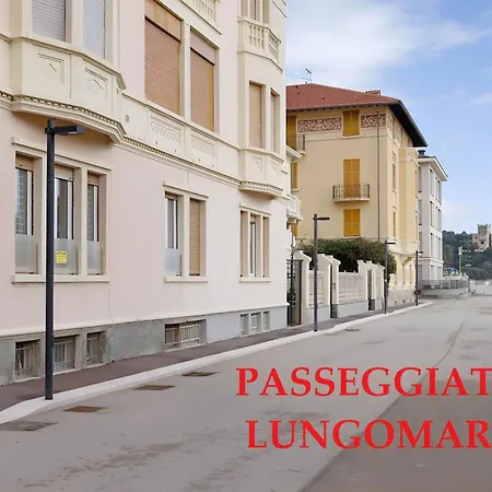 Grande Fronte Mare Финале Лигуре